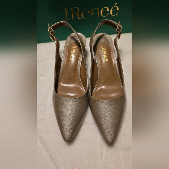 J.Renee Silver Pointed Toe Heels with Glossy Finish - Picture 2 of 6